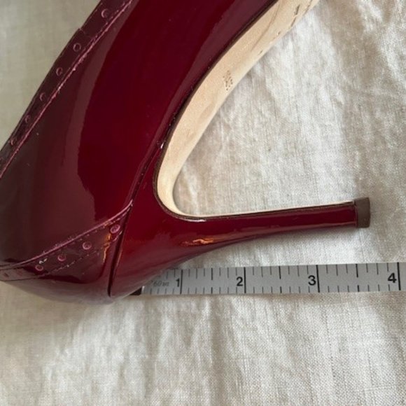 Gorgeous Kate Spade New York Ruby Heels - Picture 4 of 8
